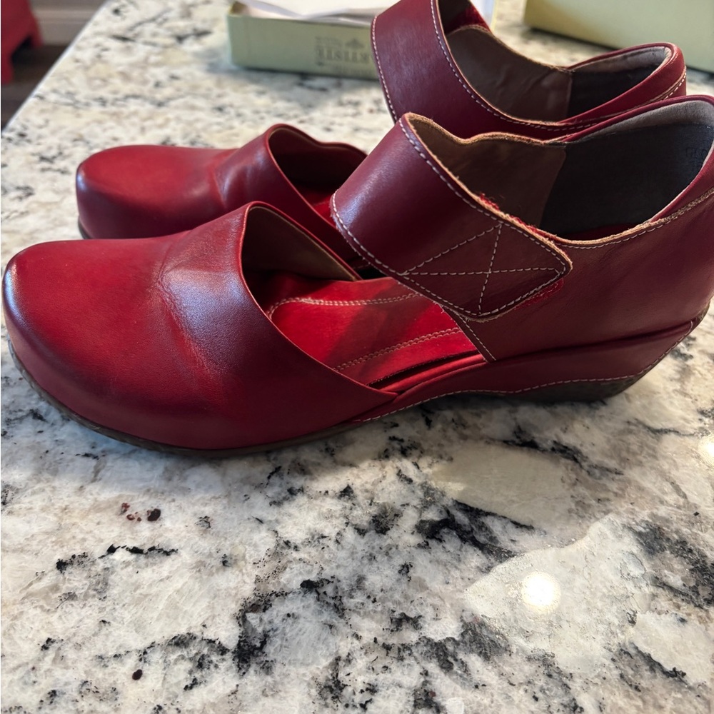 L'ATISTE Gloss Red Flats with Strap Detail size 11 or 42